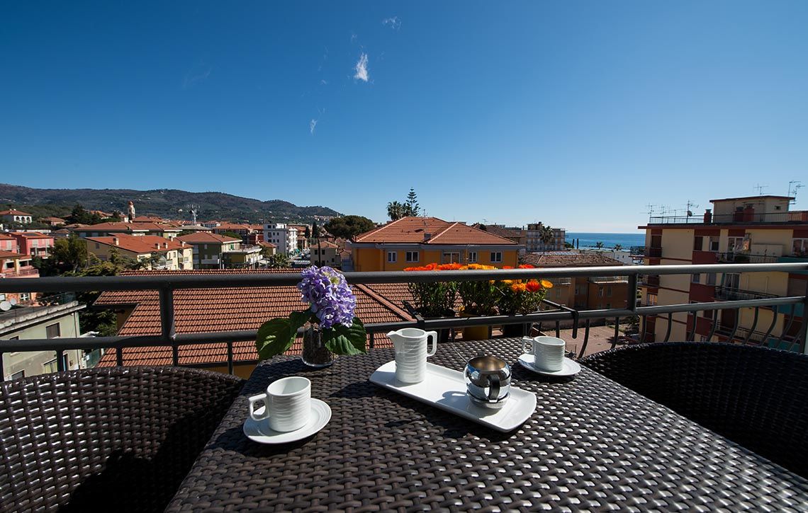 Hotel Ristorante La Marina Mhotelsgroup ซานบาร์โตโลเมโอ อัล มาเร ภายนอก รูปภาพ